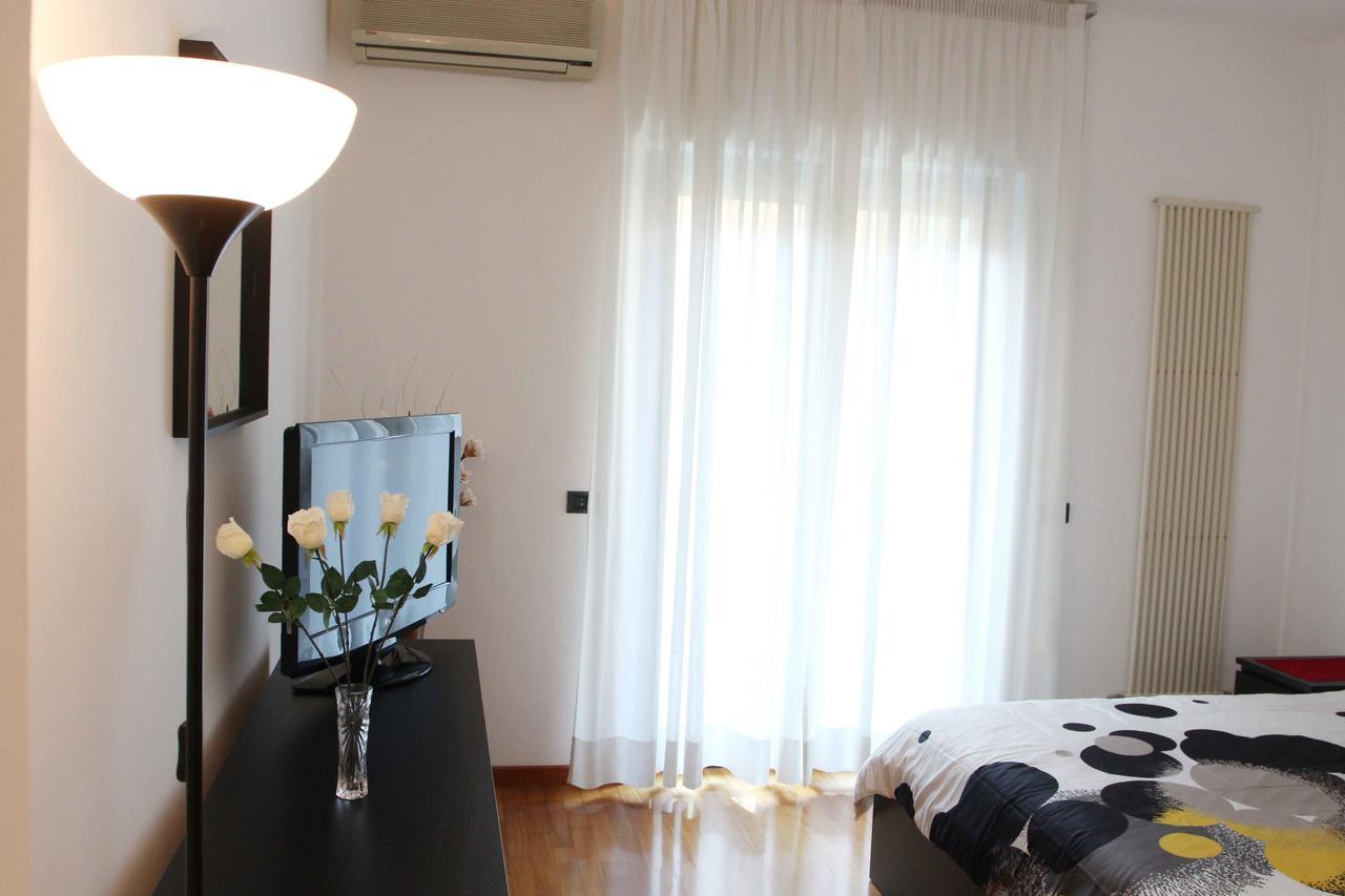 Apartment De Rossi Μπάρι Εξωτερικό φωτογραφία