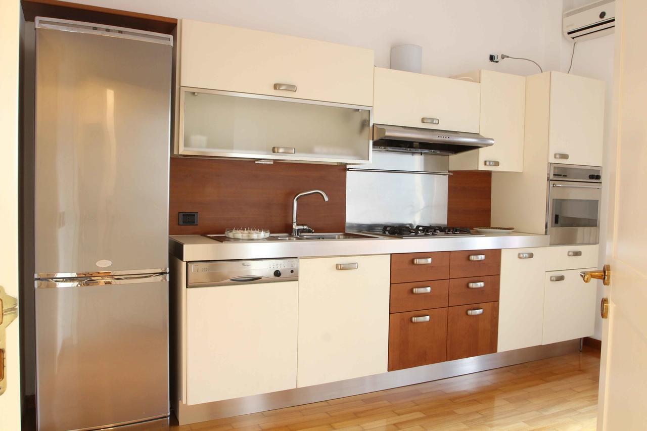 Apartment De Rossi Μπάρι Εξωτερικό φωτογραφία